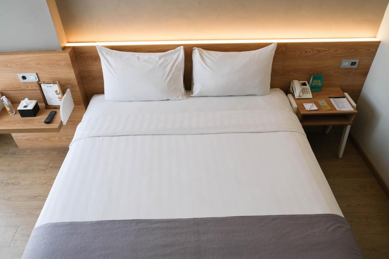 Allstay Hotel Semarang Simpang Lima Kültér fotó