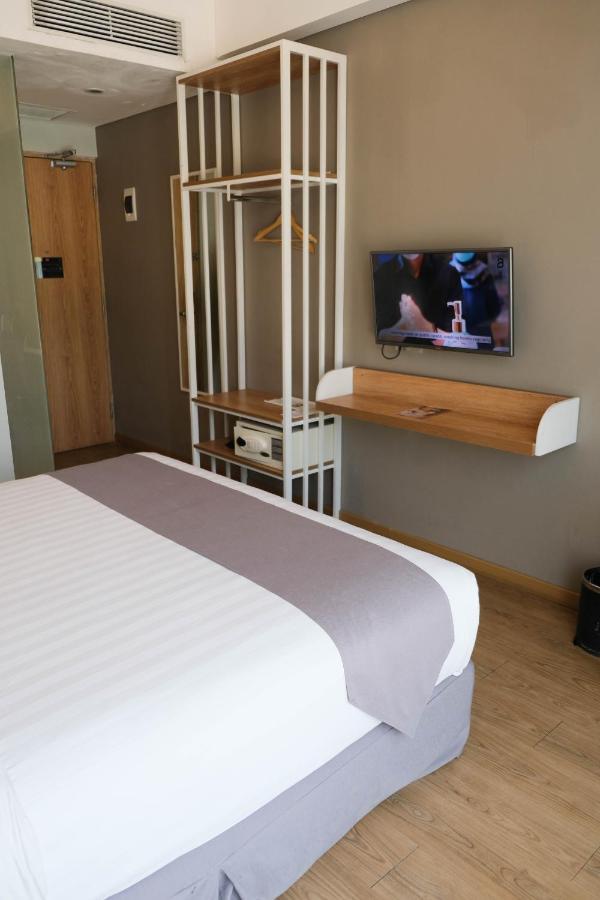 Allstay Hotel Semarang Simpang Lima Kültér fotó