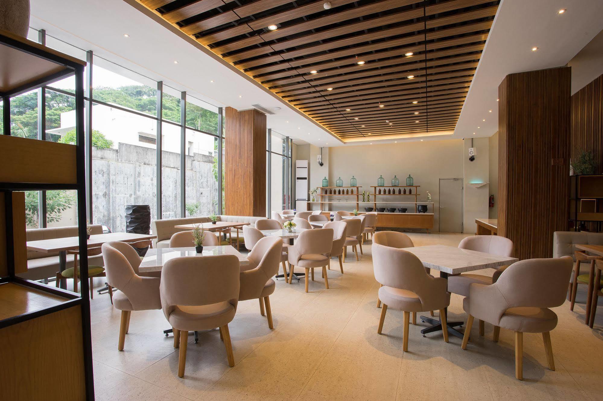 Allstay Hotel Semarang Simpang Lima Kültér fotó